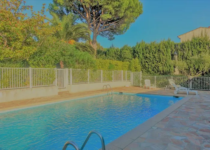 Feriehus Maison Centre Village St Tropez Avenue Foch *