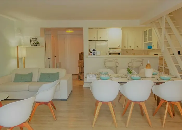 Maison Centre Village St Tropez Avenue Foch Ferienhaus *